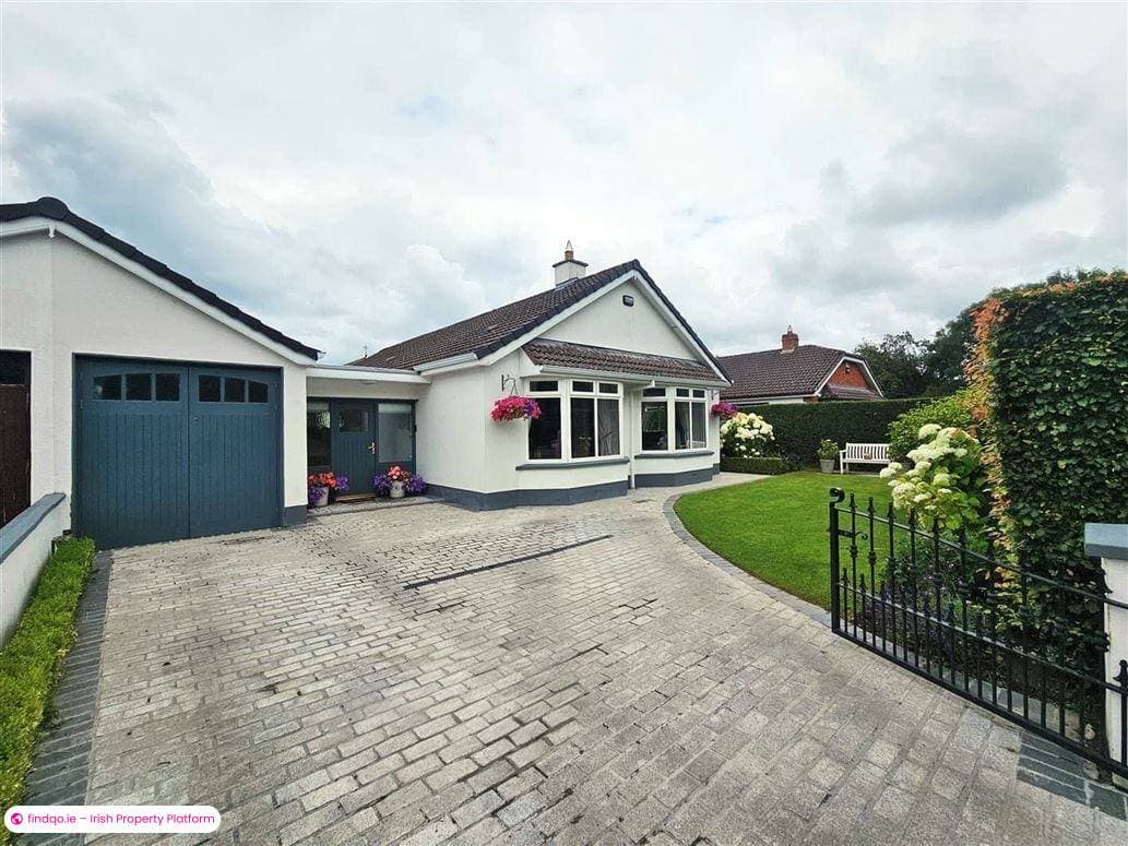 Detached house for Sale in Kilcullen, Kildare