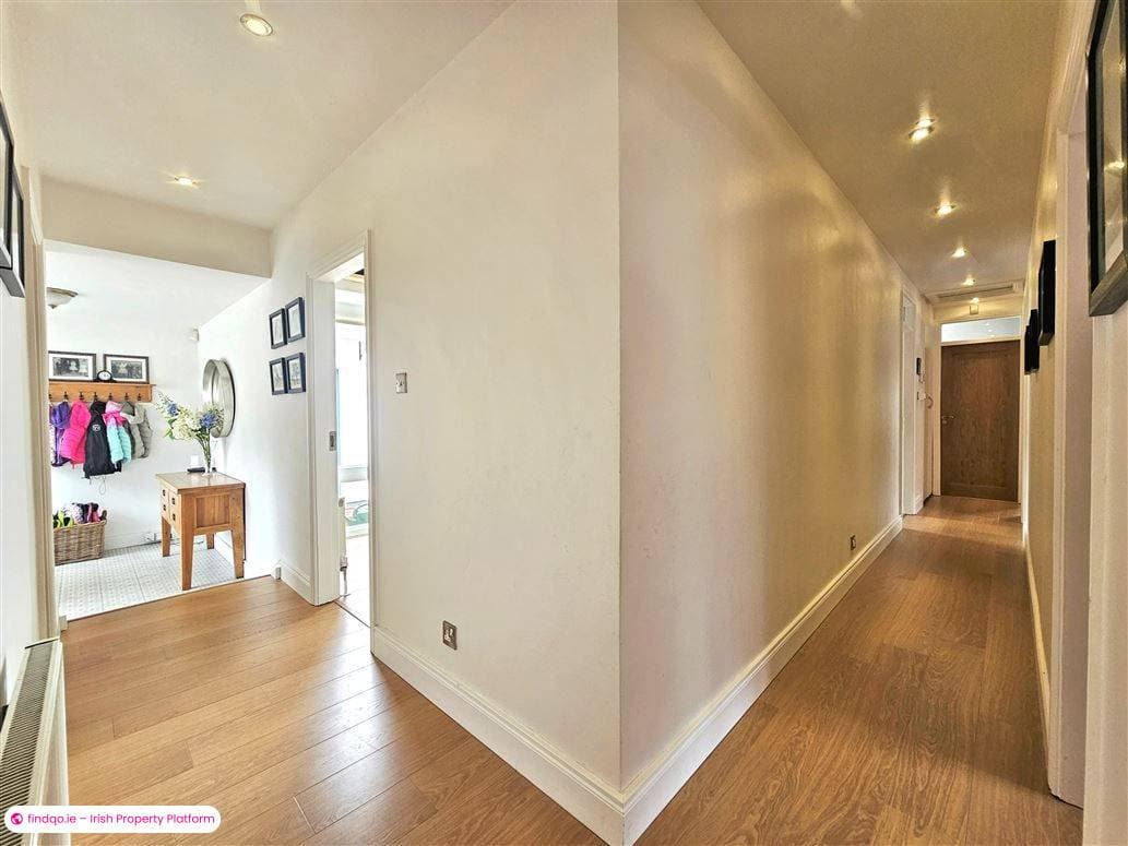 Detached house for Sale in Kilcullen, Kildare