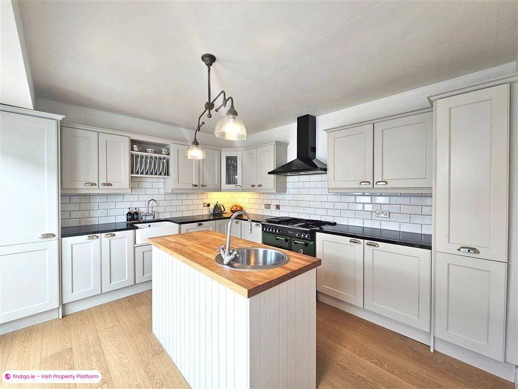 Detached house for Sale in Kilcullen, Kildare