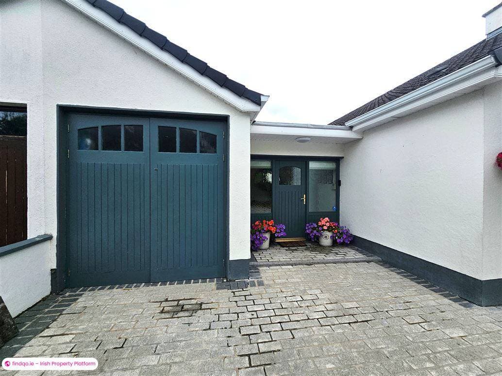 Detached house for Sale in Kilcullen, Kildare