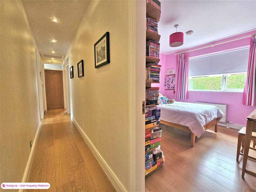 Detached house for Sale in Kilcullen, Kildare