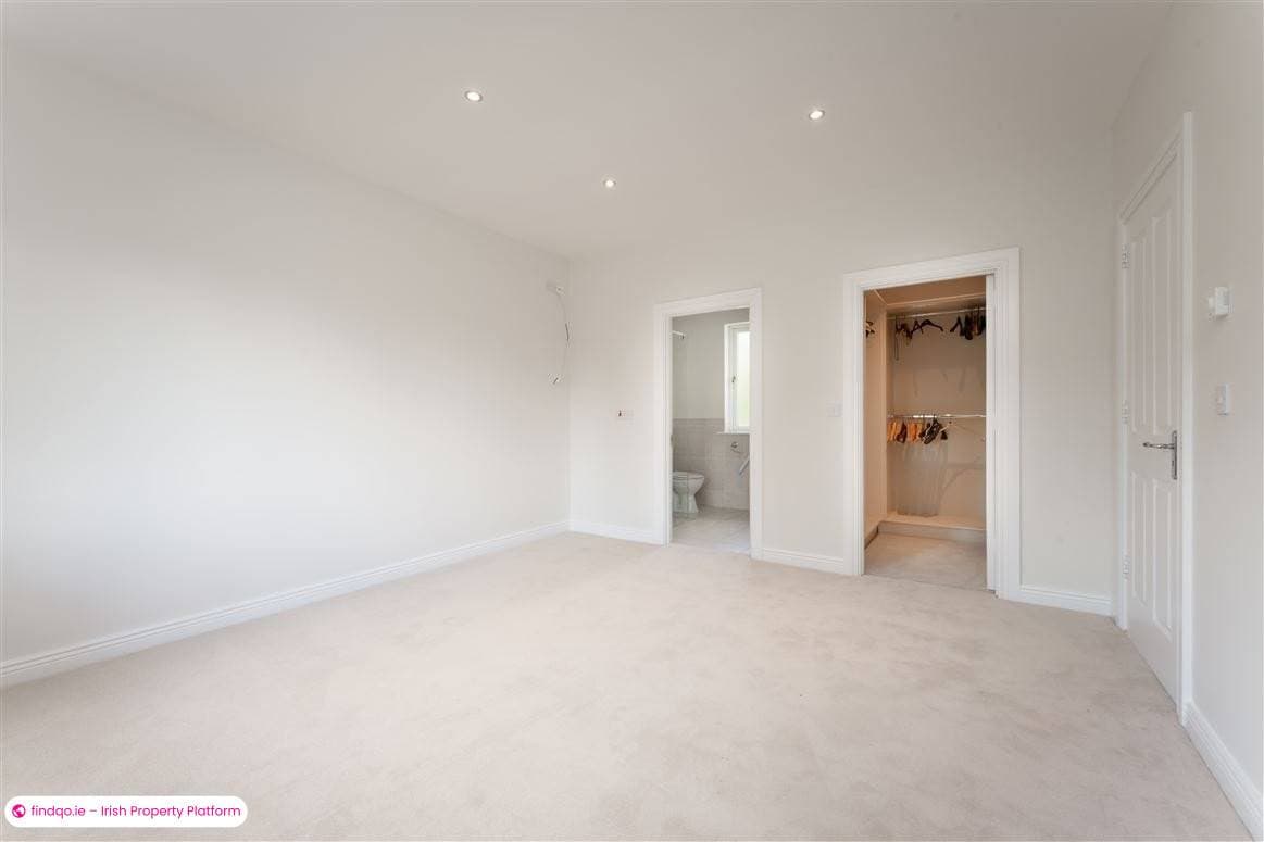 Detached house for Sale in Kilcullen, Kildare