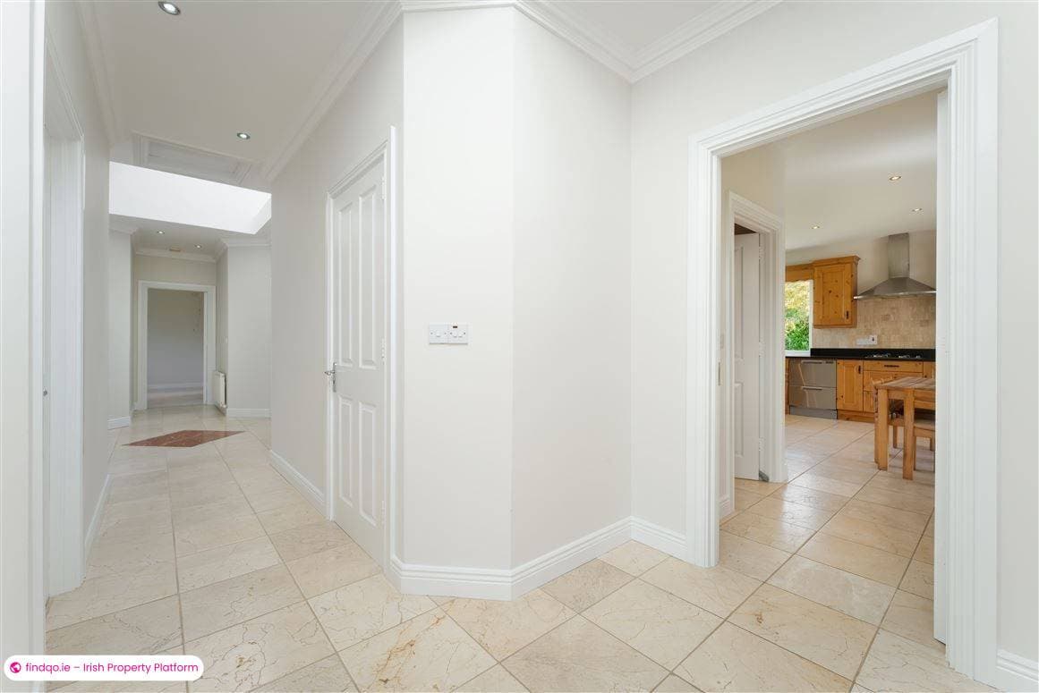 Detached house for Sale in Kilcullen, Kildare