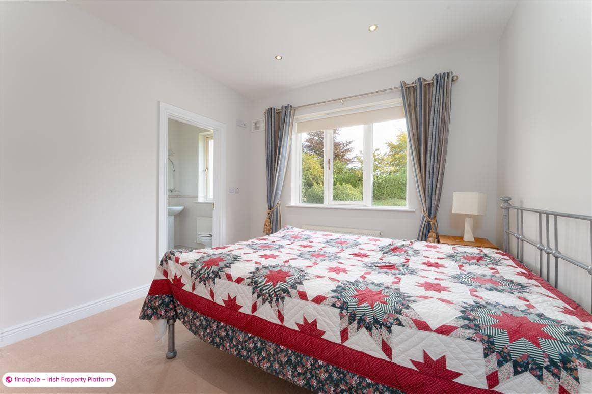 Detached house for Sale in Kilcullen, Kildare