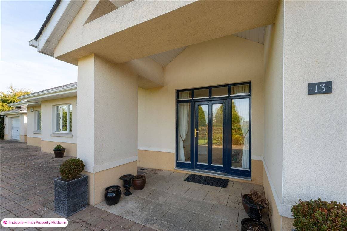 Detached house for Sale in Kilcullen, Kildare