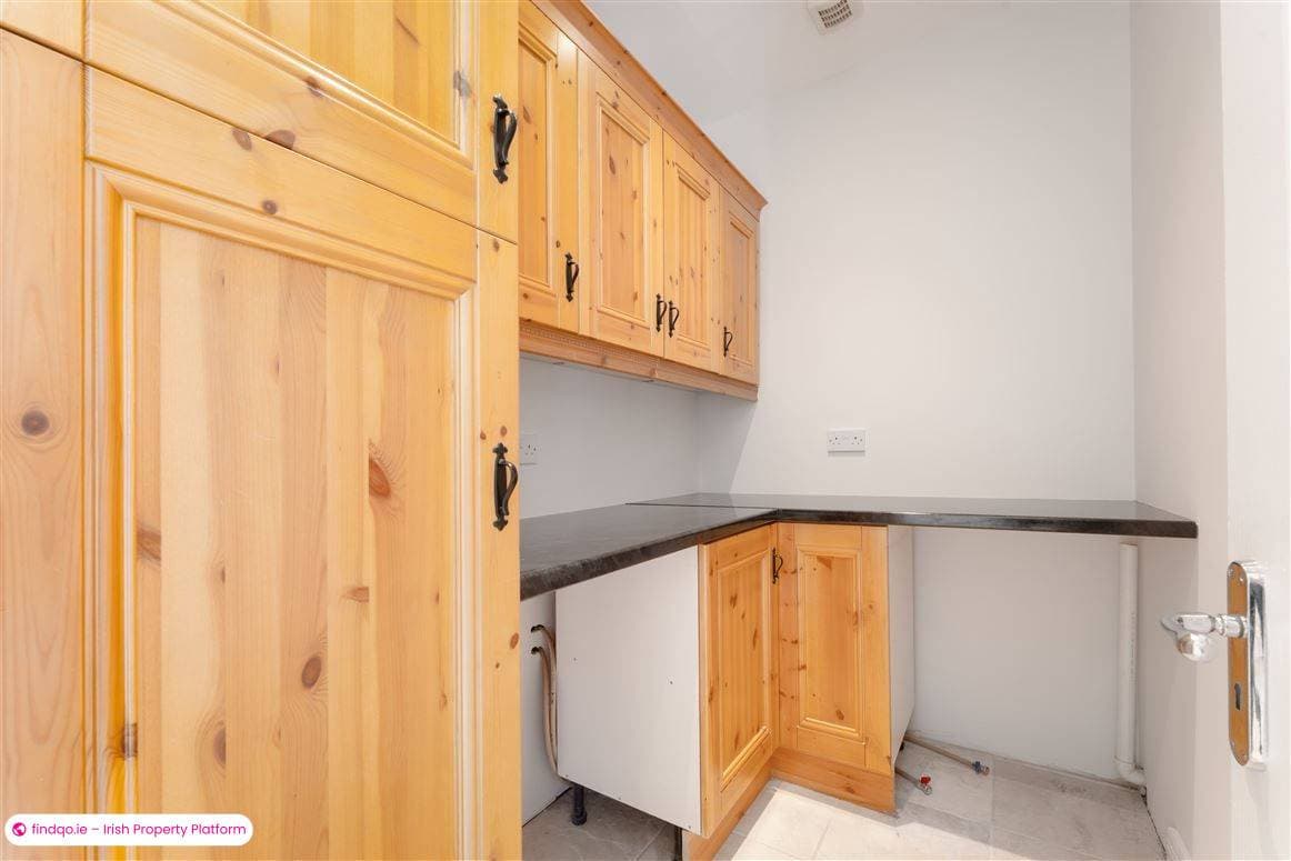 Detached house for Sale in Kilcullen, Kildare