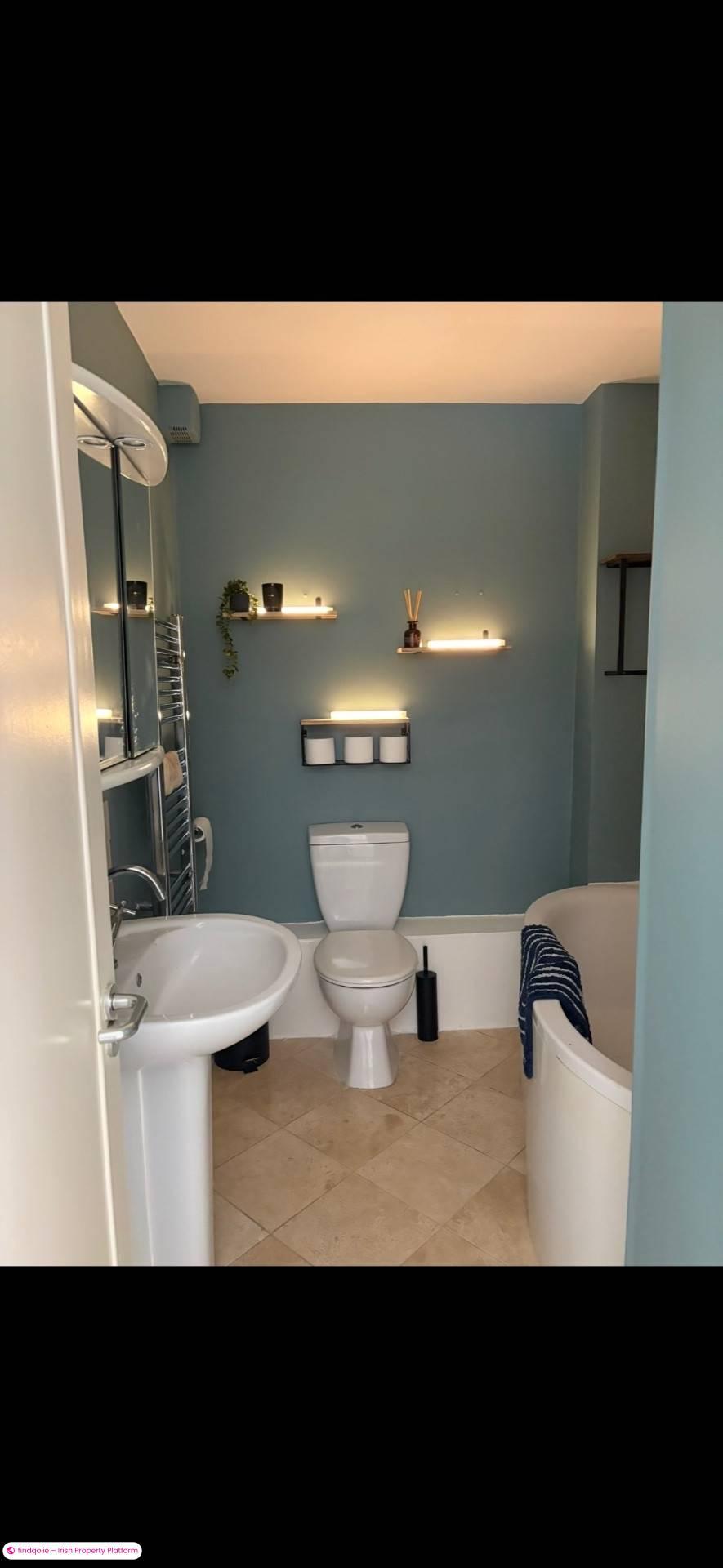 2 Bedroom Apartment for Rent in Malahide, Dublin (County)