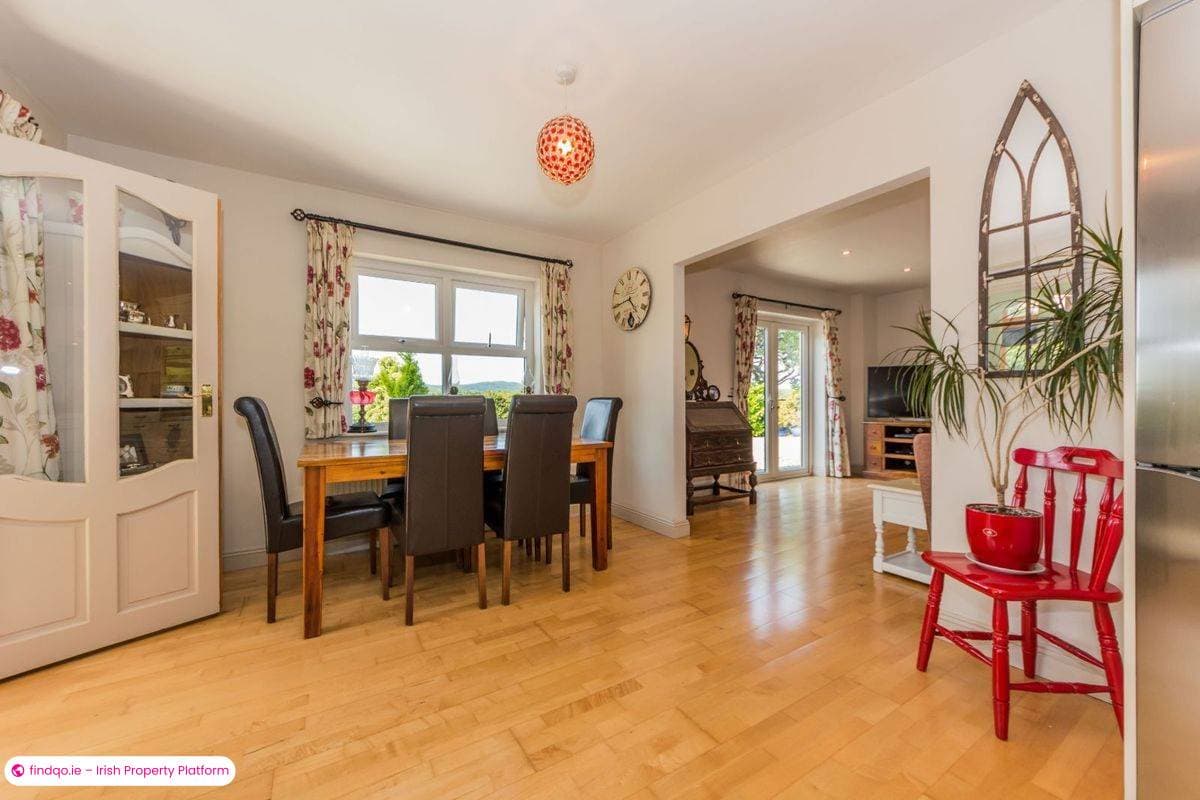 Detached house for Sale in Ballydehob, Cork