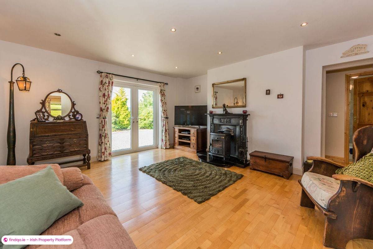 Detached house for Sale in Ballydehob, Cork