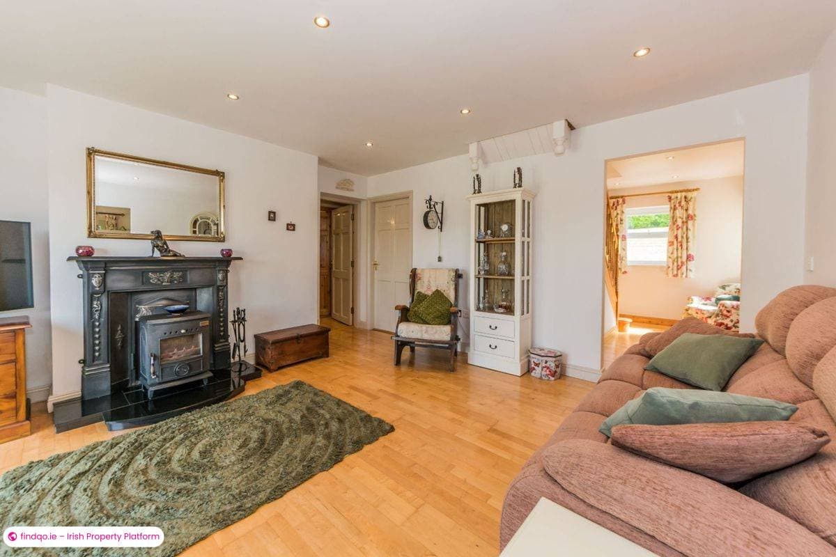 Detached house for Sale in Ballydehob, Cork