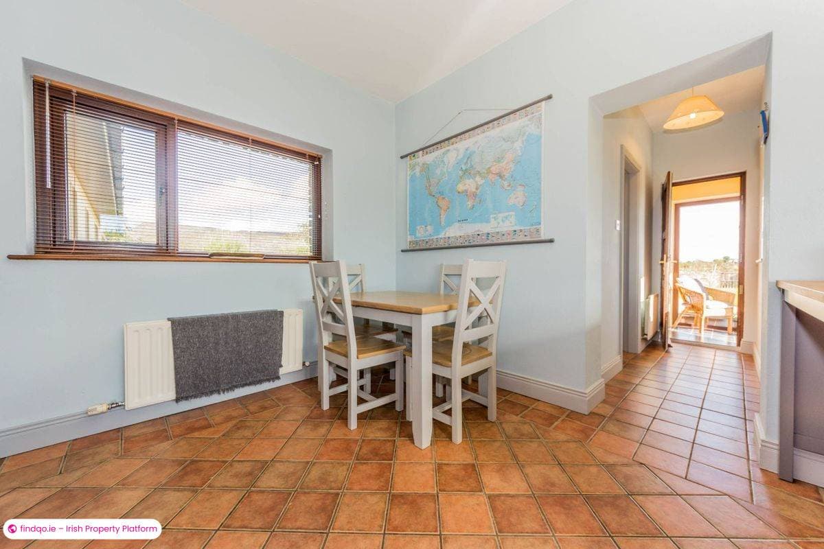 Detached house for Sale in Schull, Cork