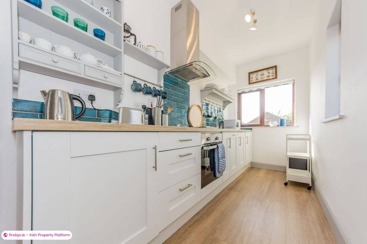 Detached house for Sale in Schull, Cork