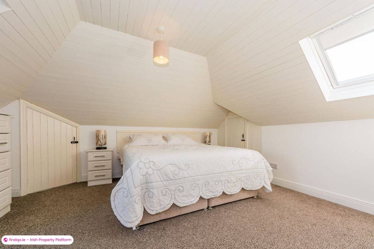 Detached house for Sale in Schull, Cork