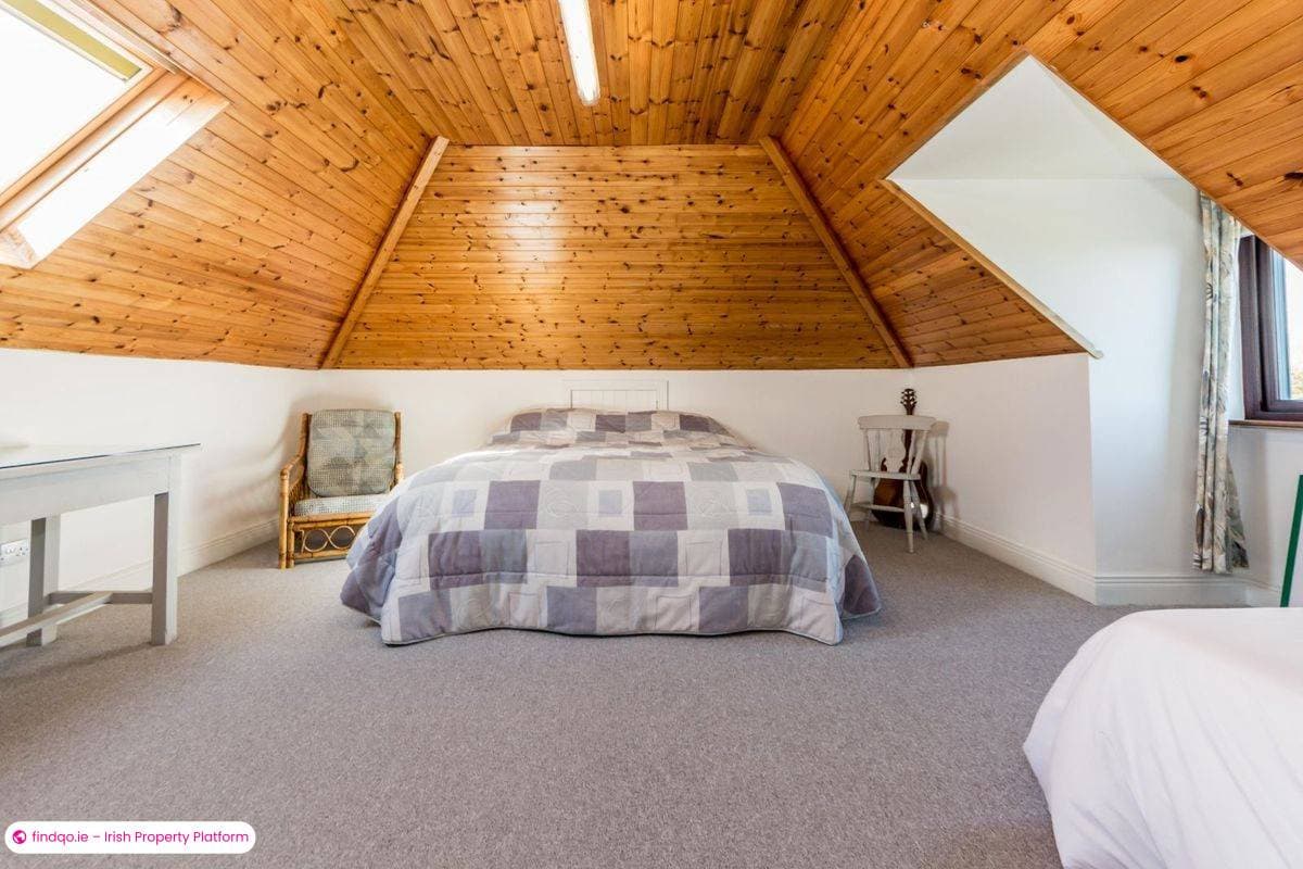 Detached house for Sale in Schull, Cork