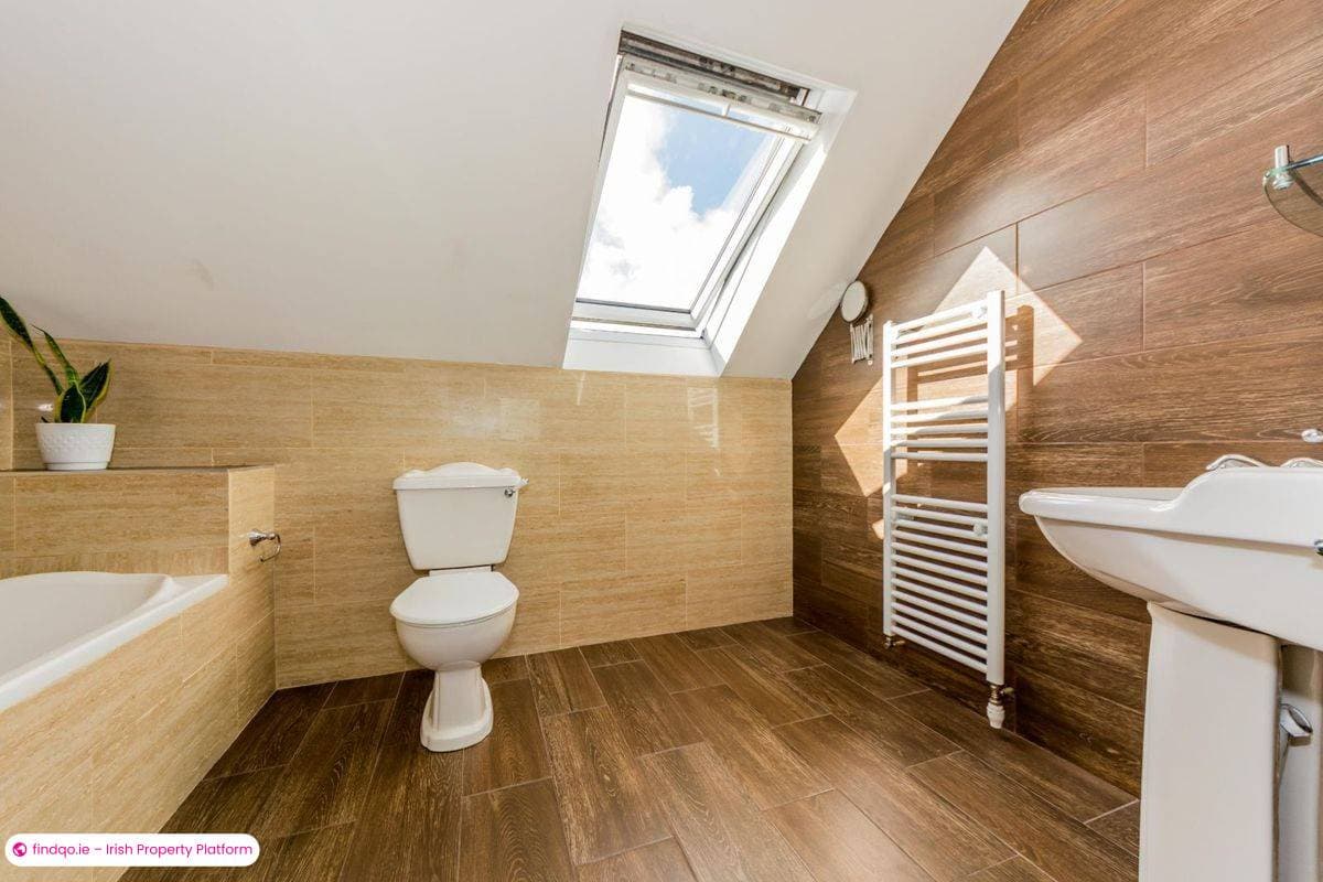 Detached house for Sale in Schull, Cork