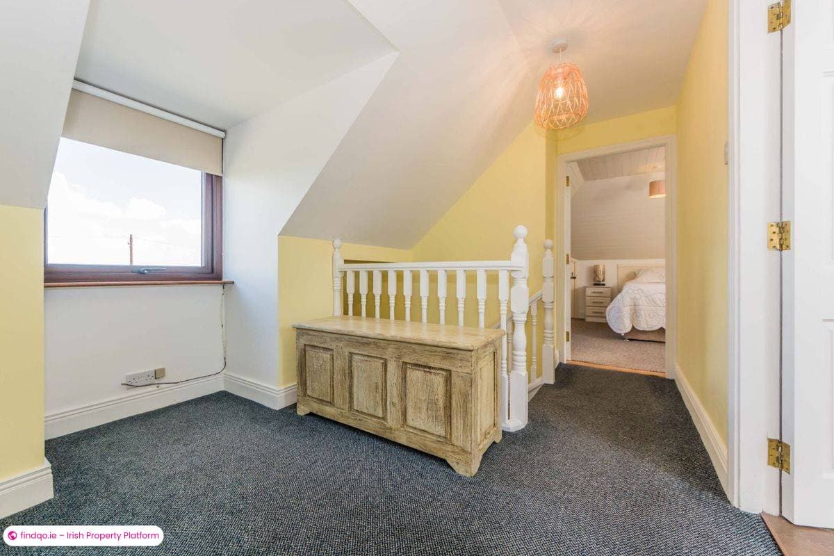 Detached house for Sale in Schull, Cork