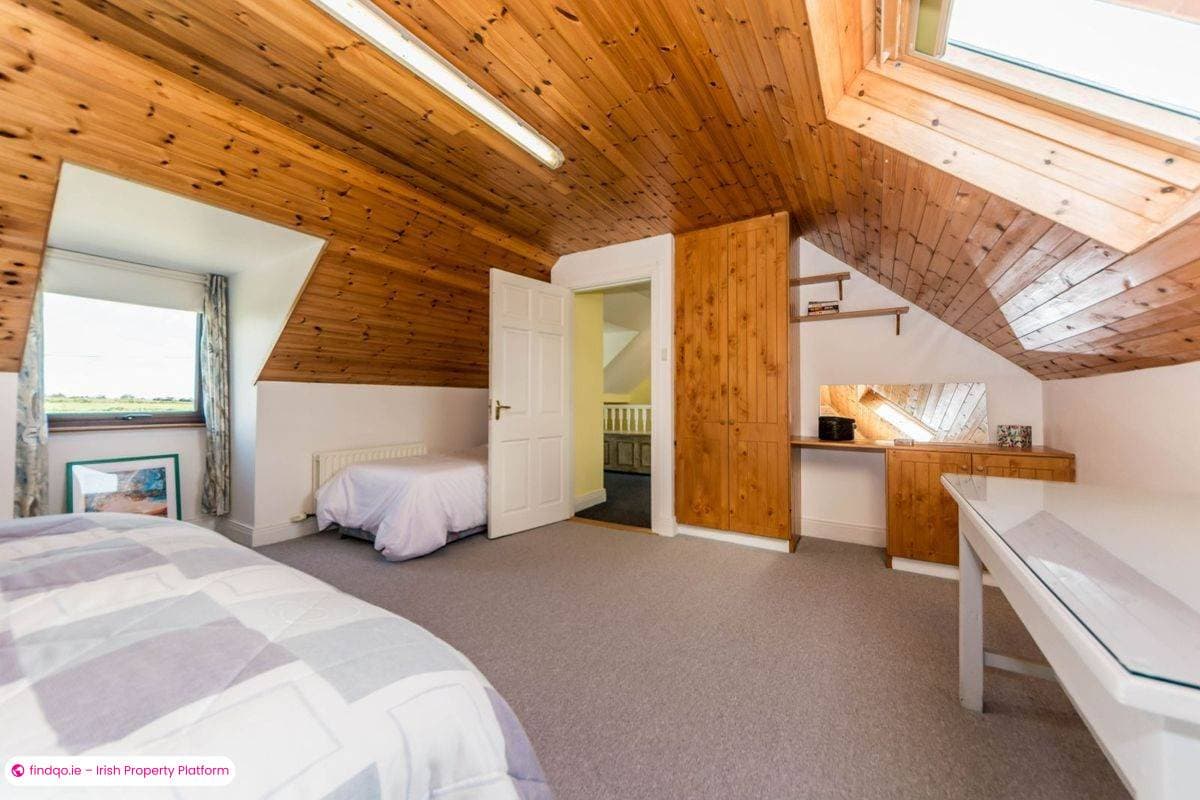 Detached house for Sale in Schull, Cork