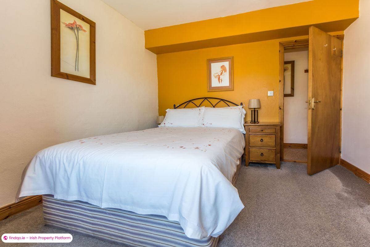 Apartment for Sale in Crookhaven, Cork