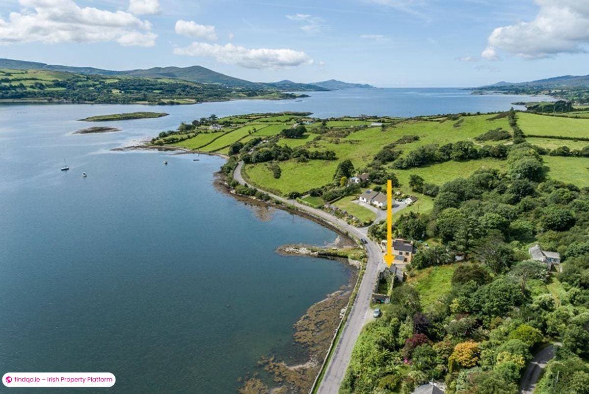 Detached house for Sale in Durrus, Cork