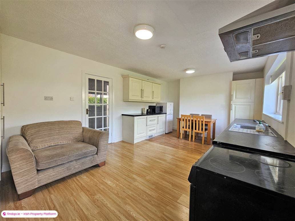 Detached house for Sale in Kilcullen, Kildare