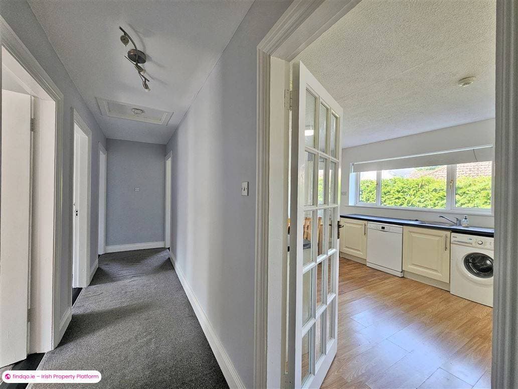 Detached house for Sale in Kilcullen, Kildare