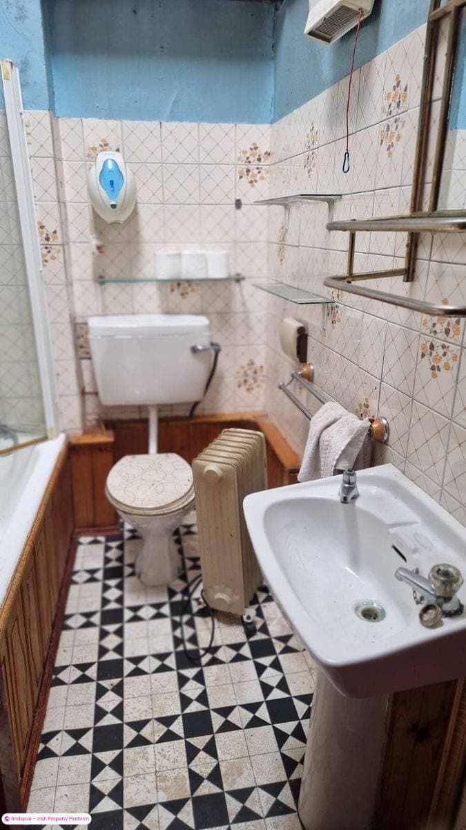 Terraced house for Sale in Mayfield, Cork, T23 Y9E8