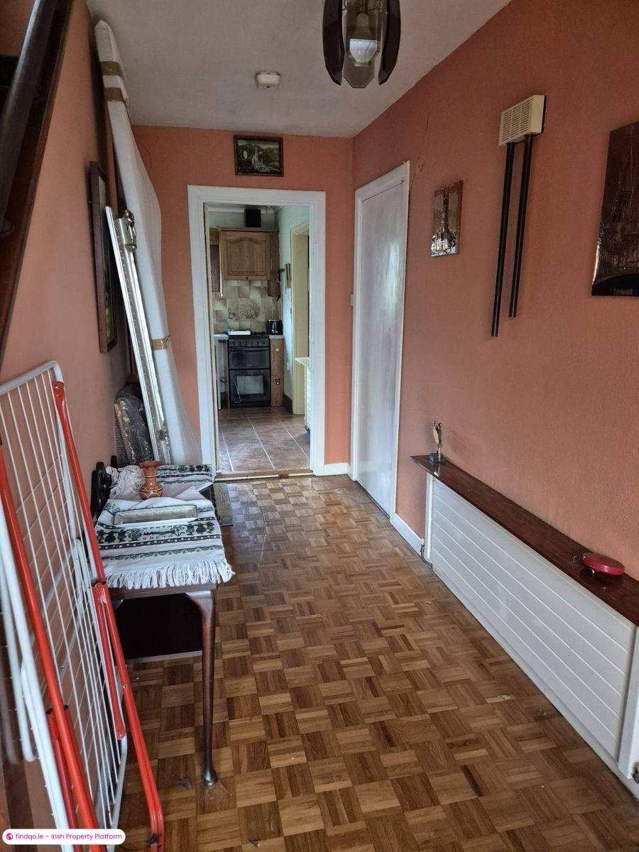 Detached house for Sale in The Lough, Cork