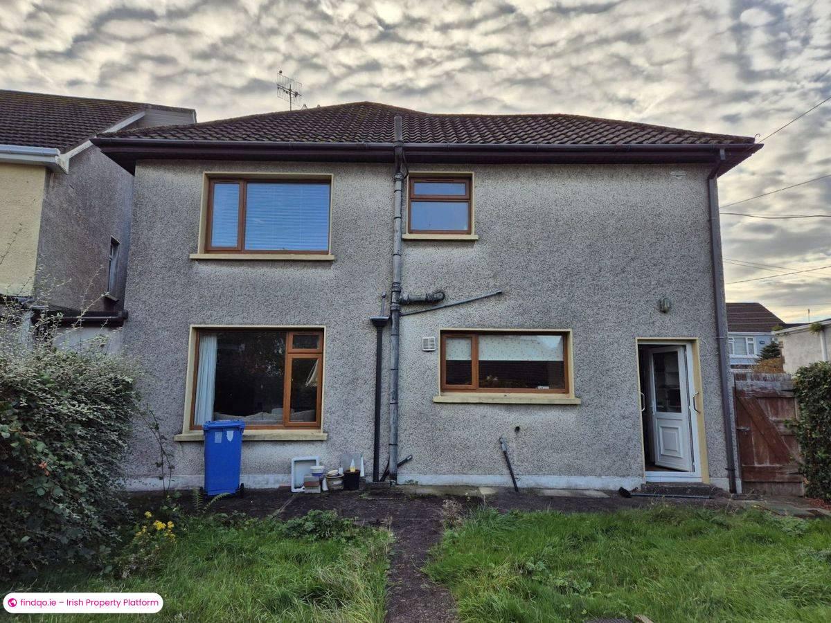 Detached house for Sale in The Lough, Cork