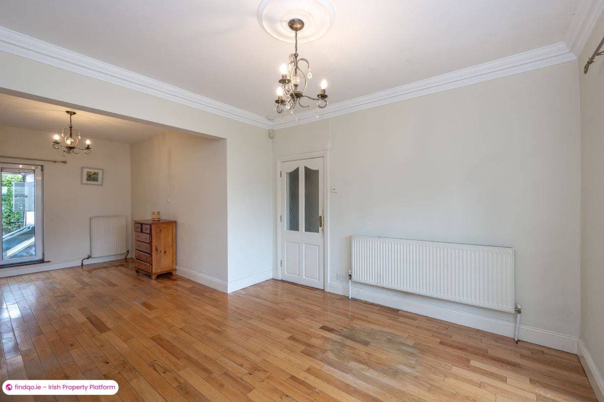 Detached house for Sale in The Lough, Cork