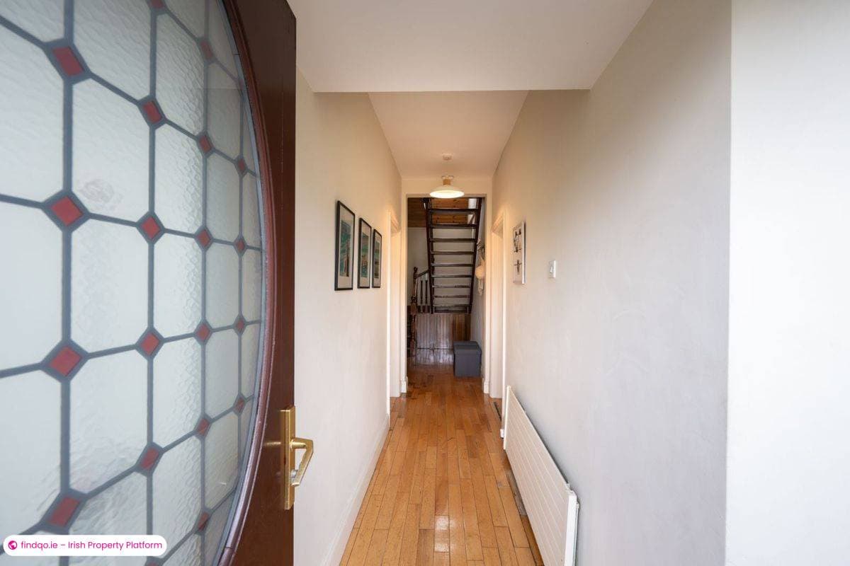 Detached house for Sale in The Lough, Cork