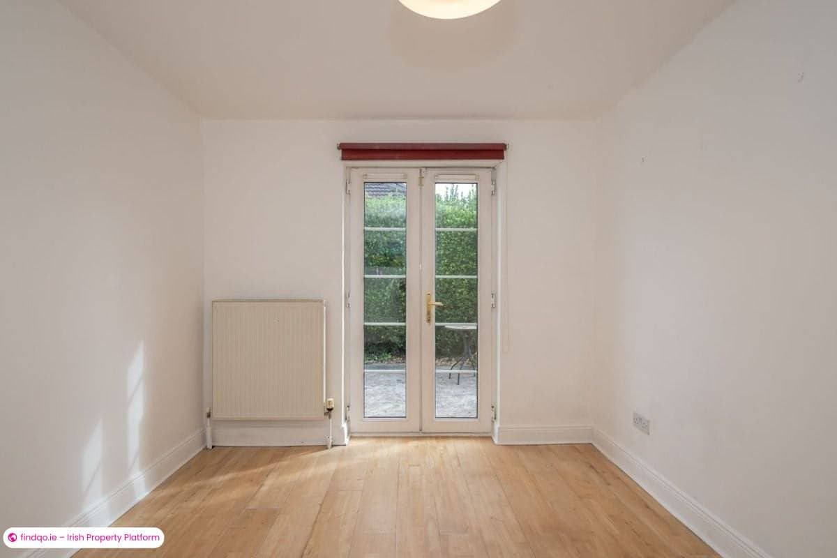 Detached house for Sale in The Lough, Cork