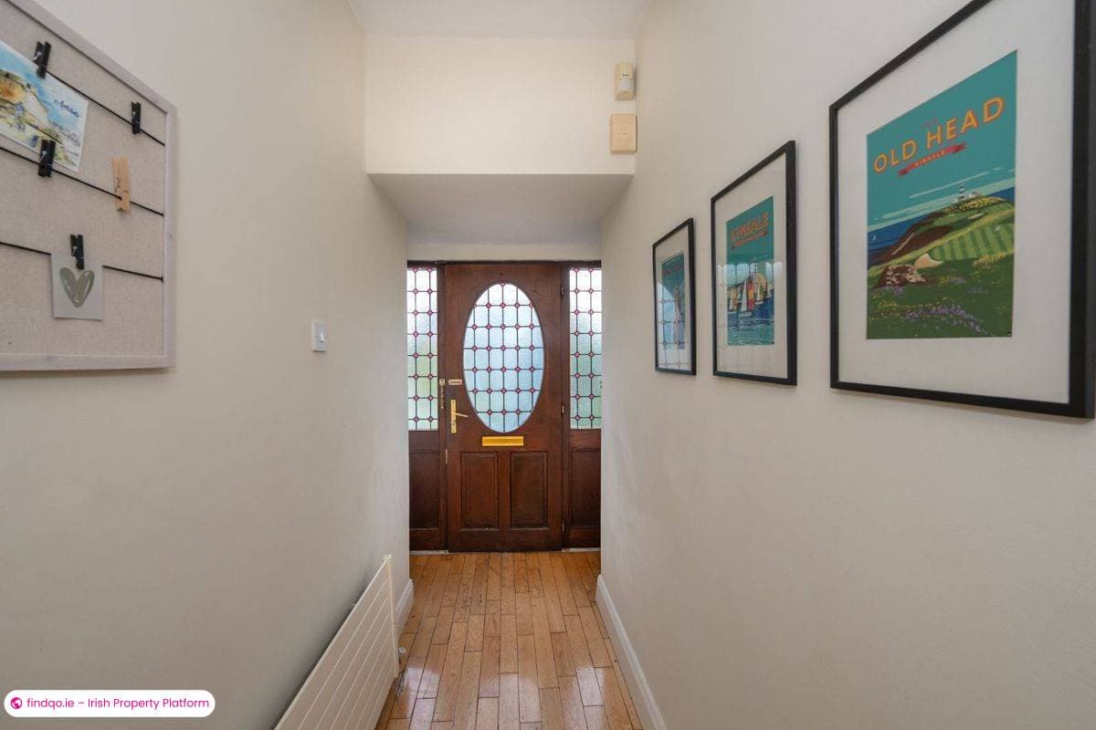 Detached house for Sale in The Lough, Cork