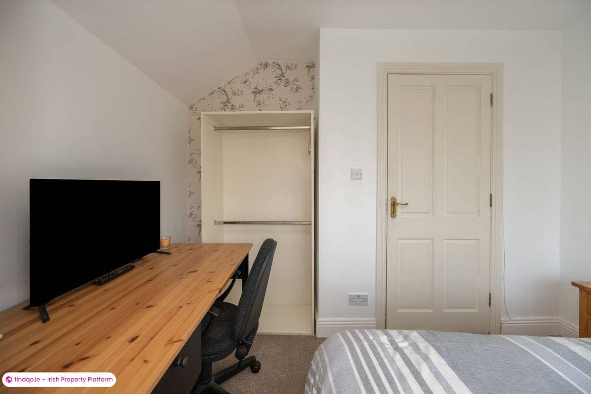 Detached house for Sale in The Lough, Cork