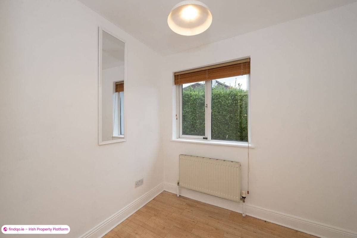 Detached house for Sale in The Lough, Cork