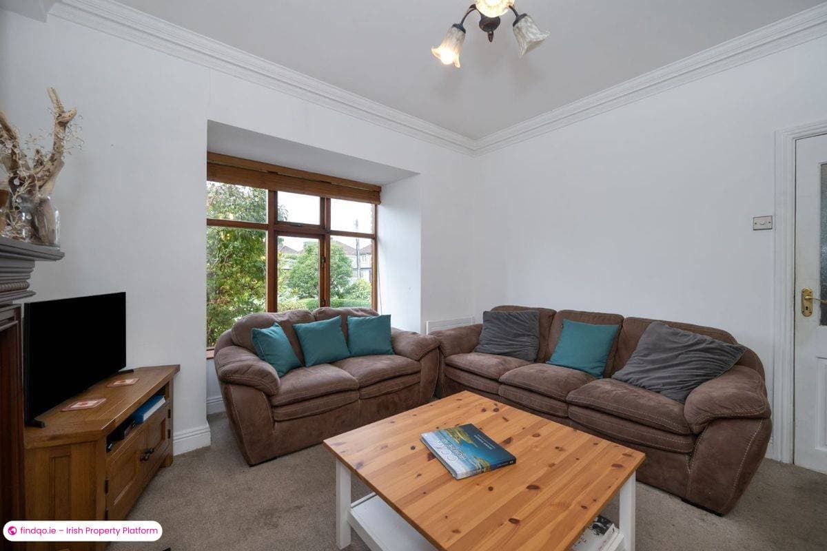 Detached house for Sale in The Lough, Cork