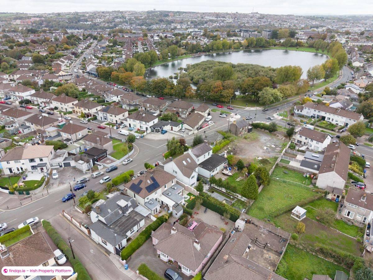 Detached house for Sale in The Lough, Cork