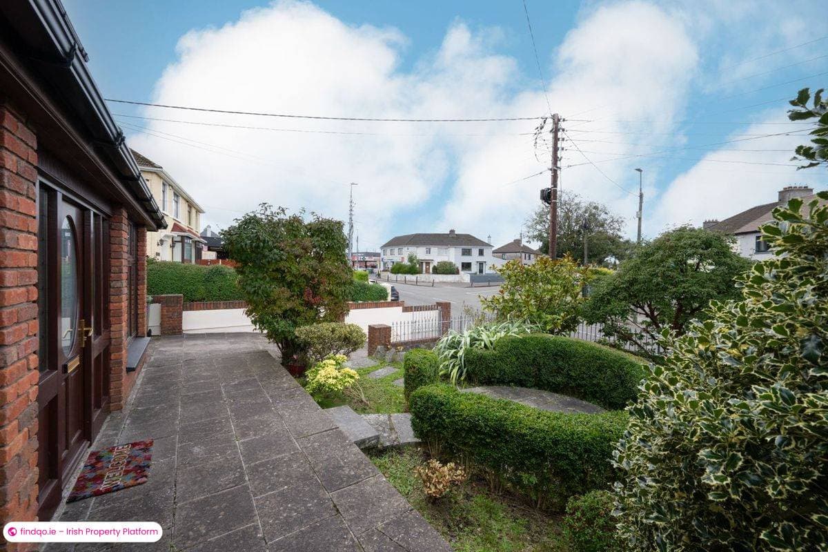 Detached house for Sale in The Lough, Cork