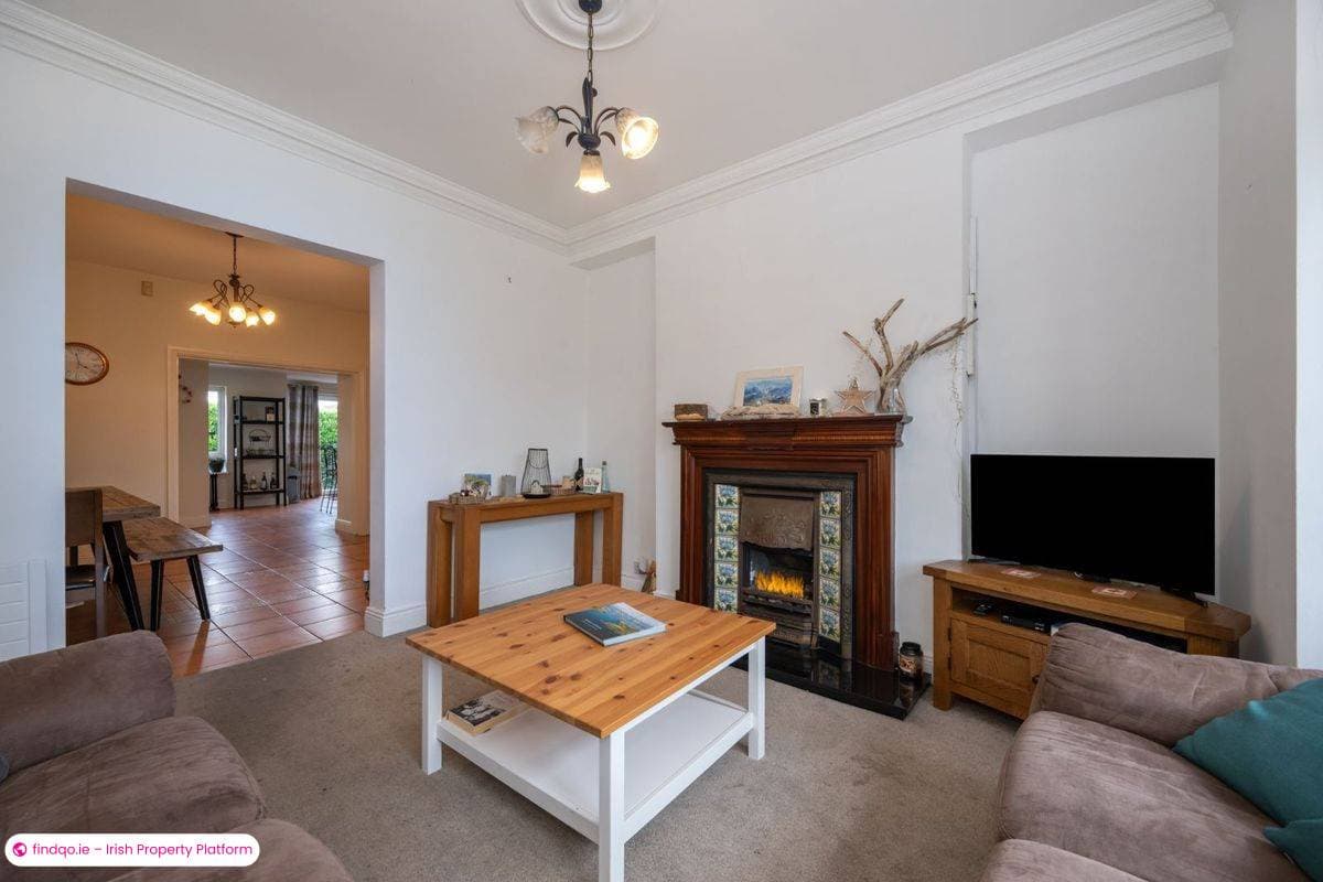 Detached house for Sale in The Lough, Cork