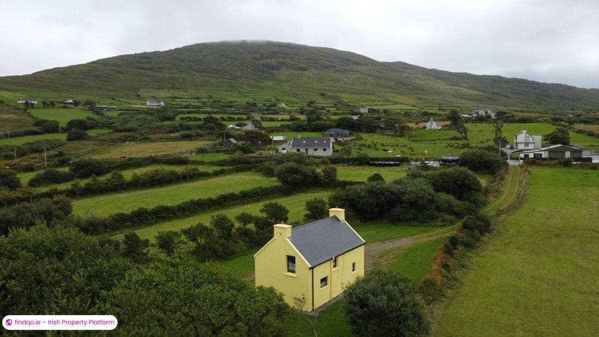 Detached house for Sale in Beara, Cork