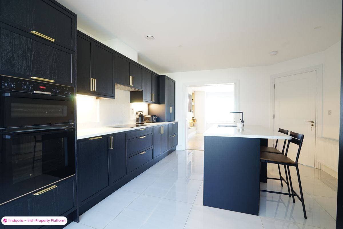 Semi-detached house for Sale in Passage East, Waterford, X91 X6FH