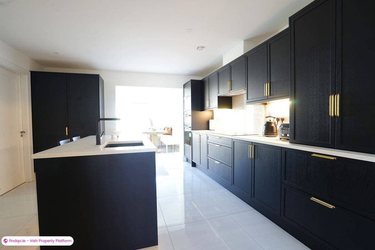 Semi-detached house for Sale in Passage East, Waterford, X91 X6FH