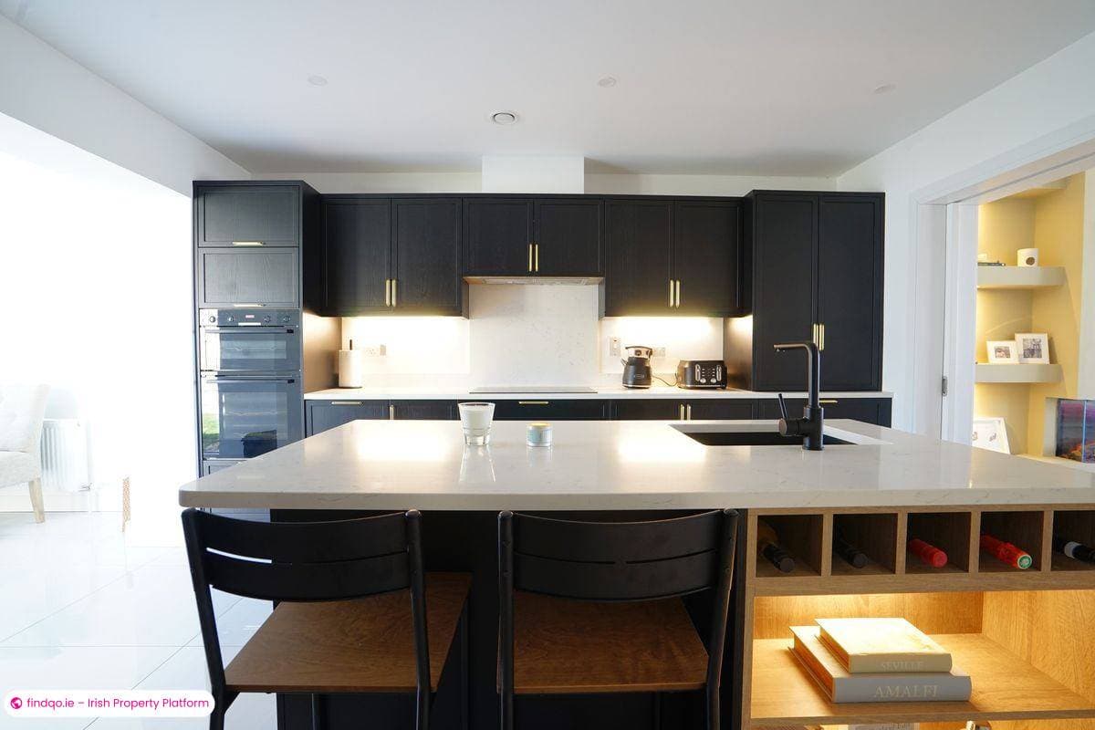 Semi-detached house for Sale in Passage East, Waterford, X91 X6FH