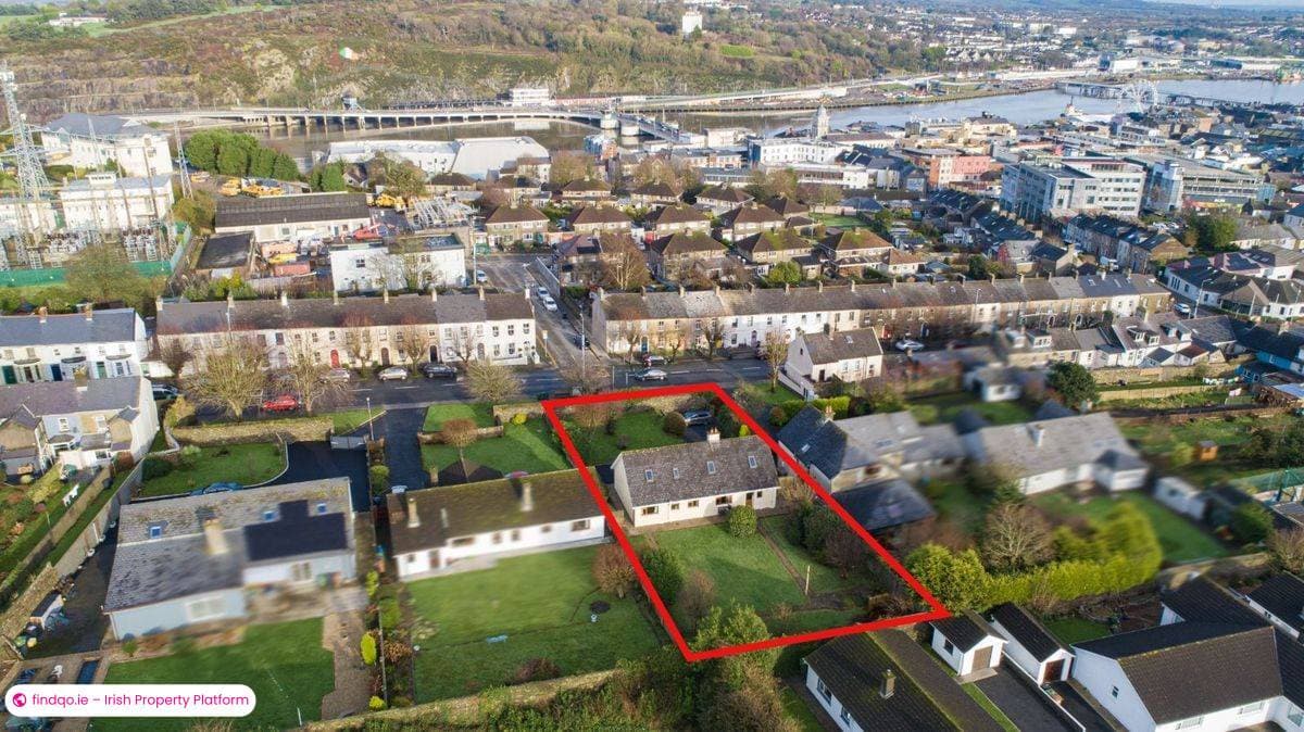 Detached house for Sale in Waterford City Centre, Waterford