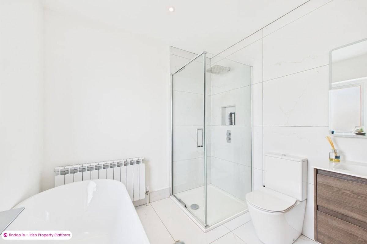 Detached house for Sale in Portlaw, Waterford, X91 A3N8