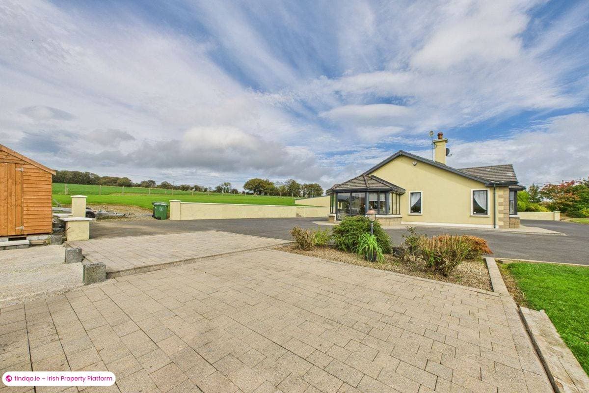 Detached house for Sale in Portlaw, Waterford, X91 A3N8