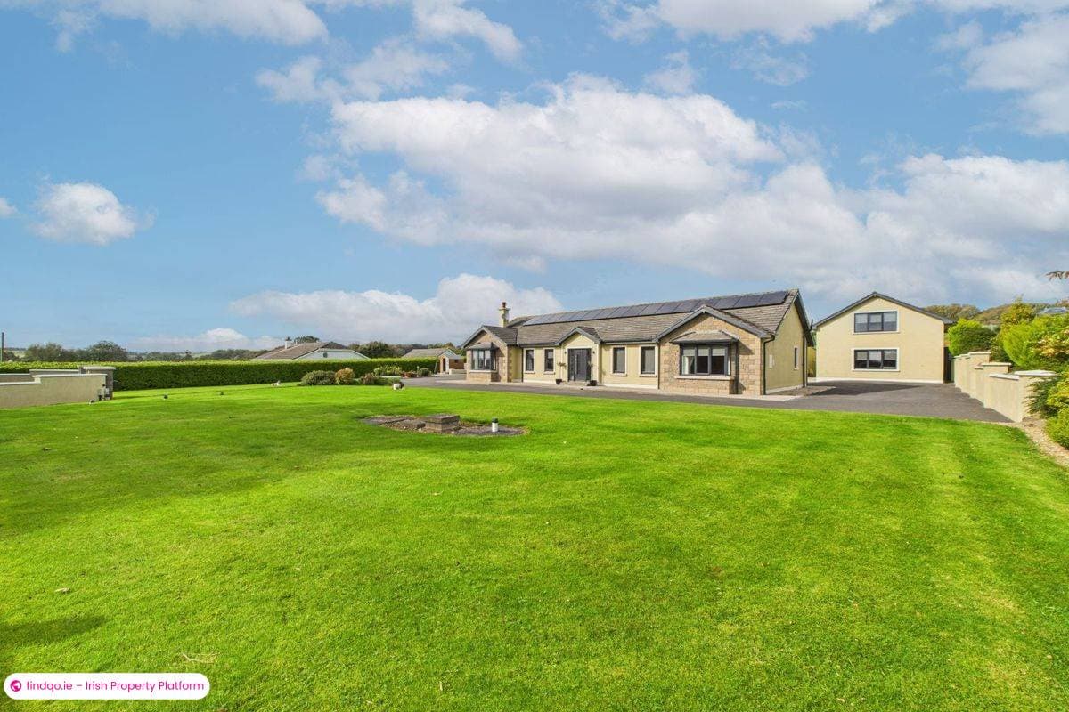 Detached house for Sale in Portlaw, Waterford, X91 A3N8