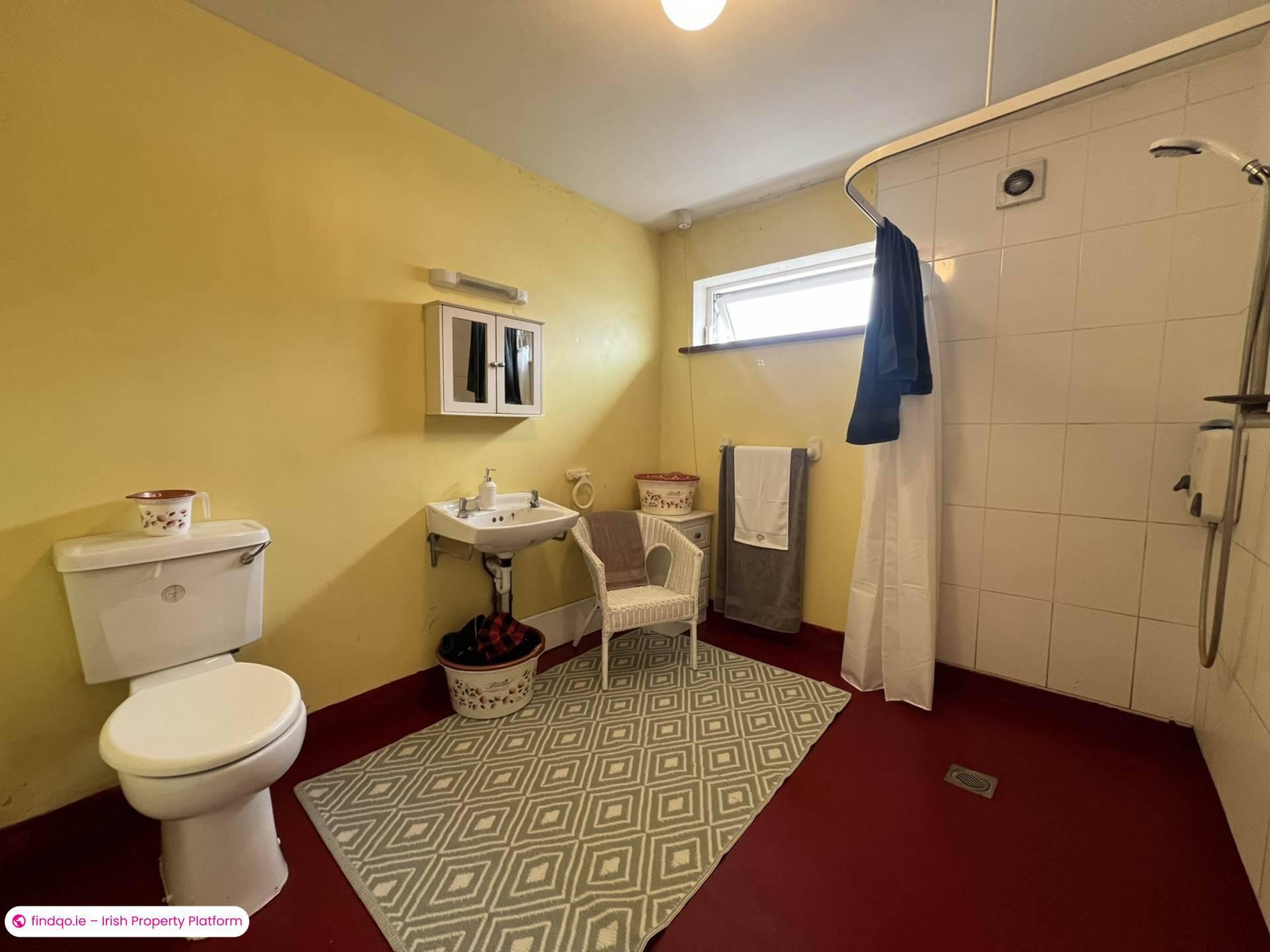 End of terrace house for Sale in Clogheen, Cork