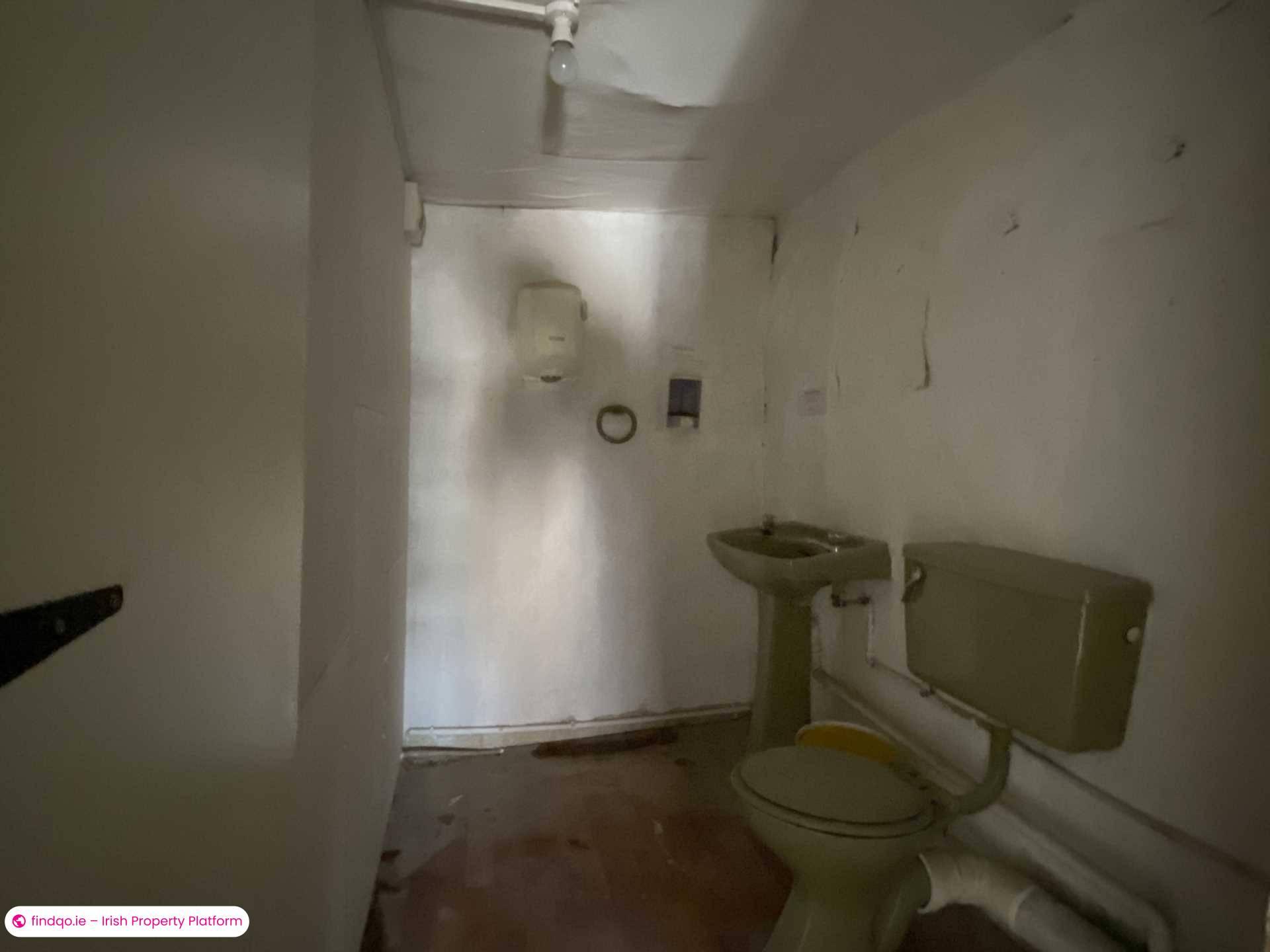 Retail Unit for Sale in Clonmel, Tipperary