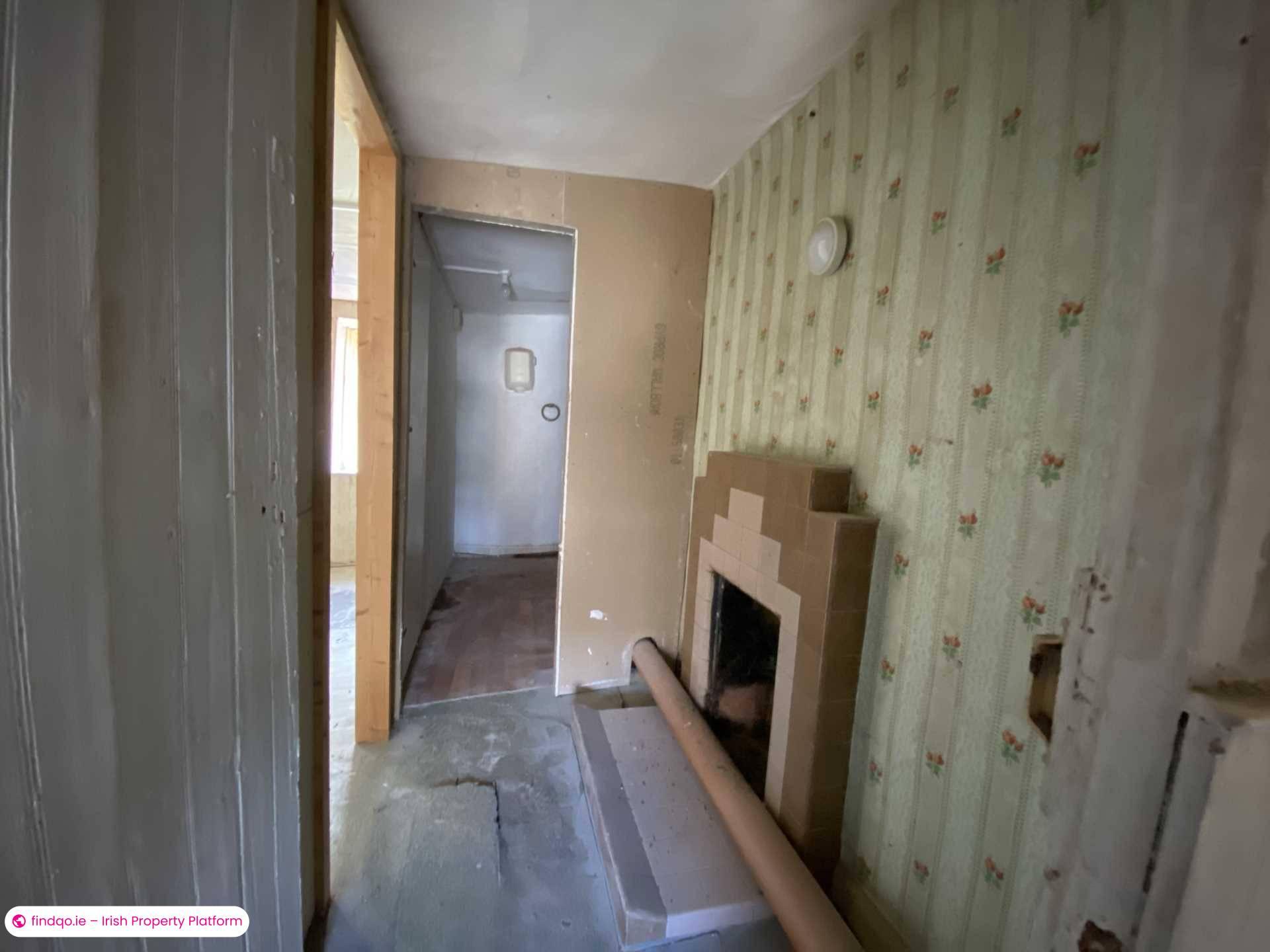 Retail Unit for Sale in Clonmel, Tipperary