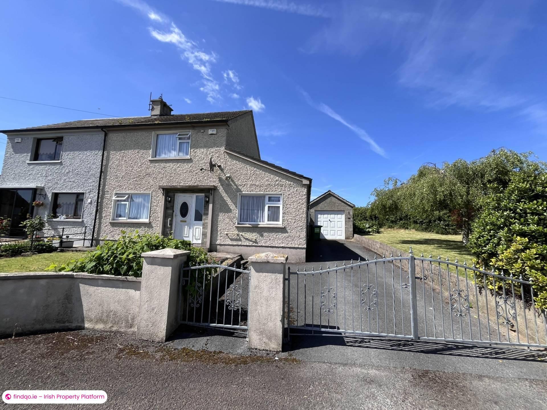 Semi-detached house for Sale in Cahir, Tipperary